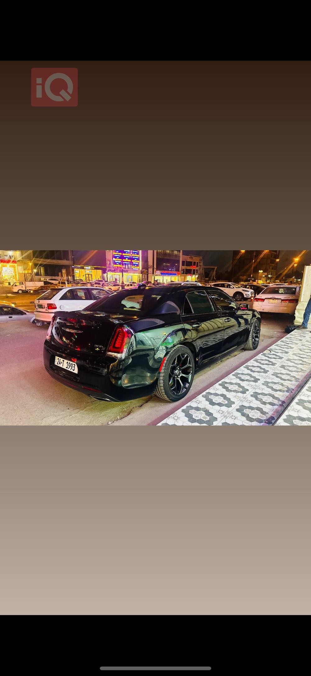 كرايسلر 300